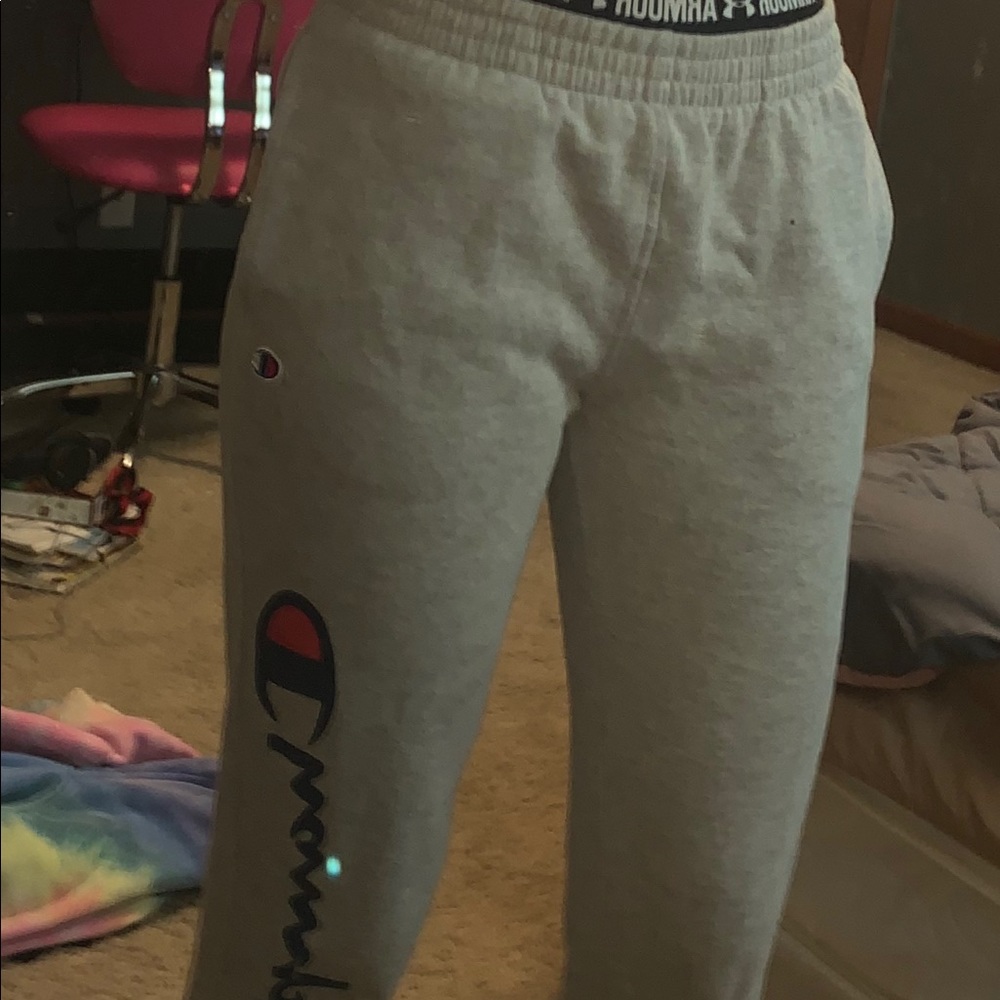 sweatpants - Picture 2 of 3